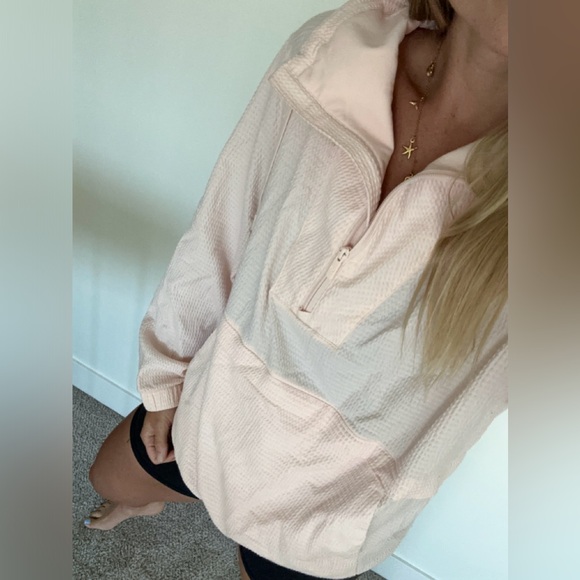 Lululemon pack light pullover - Picture 3 of 5